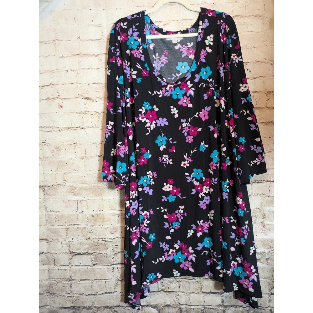 Woman Within Top 5X Black Florals Ultra Stretch Plus Flowy Asymmetric Hemline